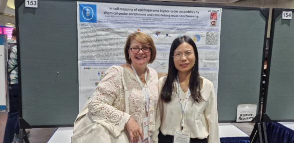 Dijana  Matak Vinkovic with Dr Shujuan Wang from New York at the San Diego Convention Centre. Courtesy Dijana Matak Vinkovic